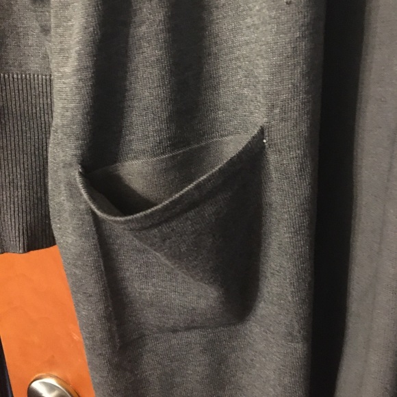 Love Scarlett Duster🖤 - Picture 3 of 6